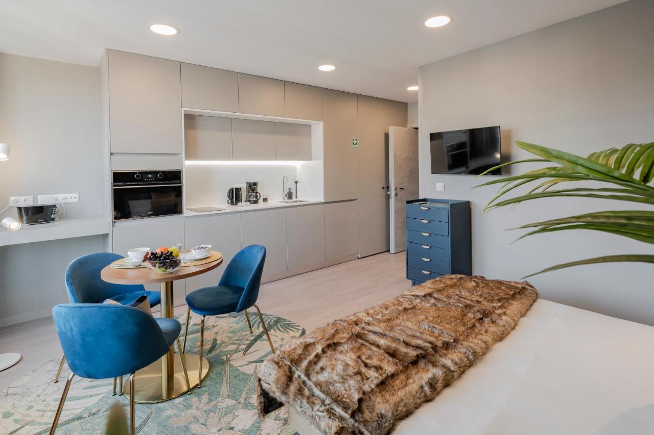 Cine Park Residences By An Island Apart Funchal  Bagian luar foto